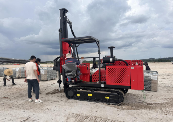 Ground Screws vs Helical Piles: How EPC Contractors Choose the Right Foundation for Solar Projects